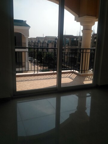 Balcony in 3 BHK Builder Floor at Omaxe Ambrosia, North Mullanpur – for Sale
