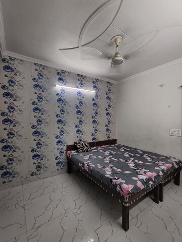 Master Bedroom in 3 BHK Builder Floor at Dwarka Mor – for Rent
