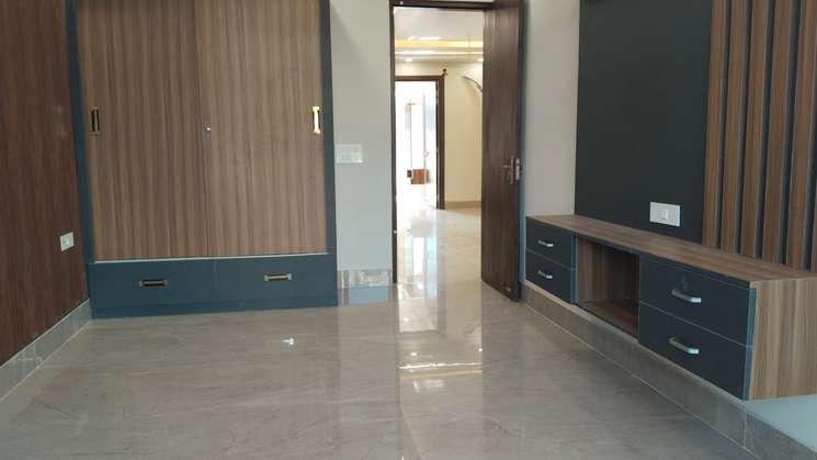 3bhk Awesome Luxurious Flat Available At Canal Road Only In 75 Lakh Rupees