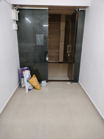 Furnished Amenities in  Office Space at Rustomjee Eaze Zone Mall, Malad West – for Rent