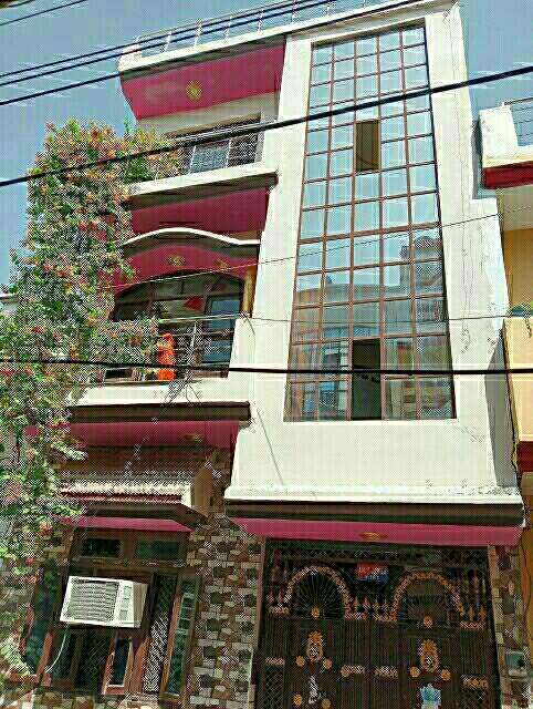 3 Bedroom 102 Sq.Yd. Villa in Rohta Road Meerut