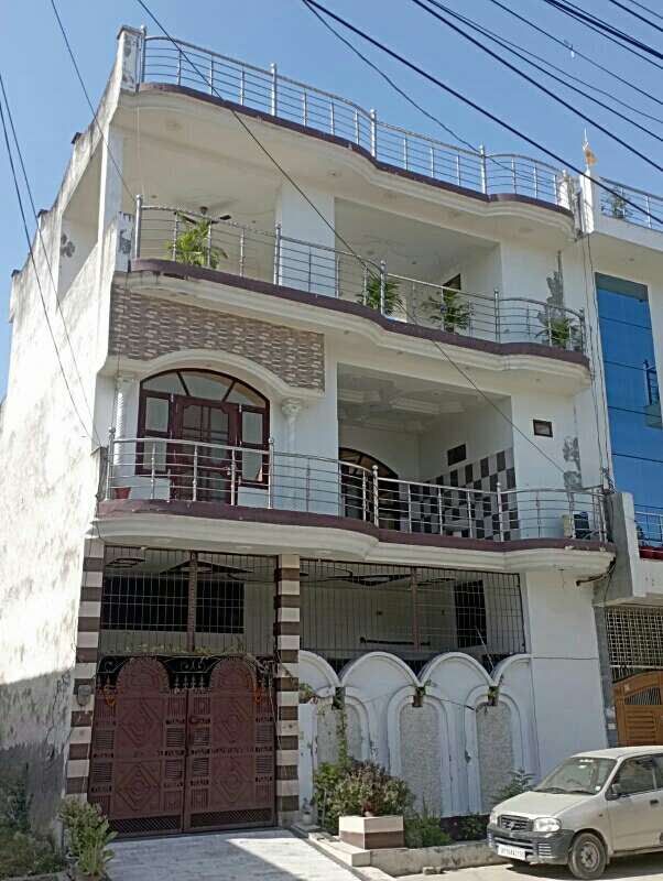 3 Bedroom 50 Sq.Yd. Villa in Rohta Road Meerut