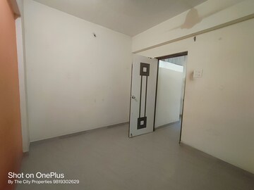 Room in 1 BHK Apartment at Dombivli West – for Rent
