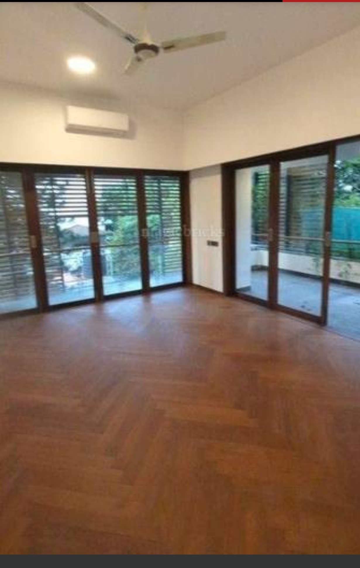 Rental 4 Bedroom 9000 Sq.Ft. Apartment in Nitesh Buckingham Gate