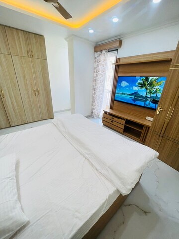 Bedroom in 1 BHK Builder Floor at Ansal Sushant Lok I, Sector 43 – for Rent