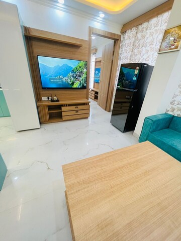Living Room in 1 BHK Builder Floor at Ansal Sushant Lok I, Sector 43 – for Rent
