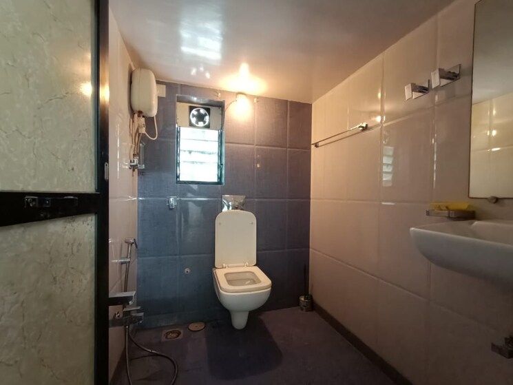 Bathroom, dombivli west 1 Bedroom 600 Sq.Ft. Apartment In Dombivli West Thane 6029302