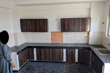 Kitchen in 3 BHK Apartment at Samiah Melrose Avenue, Vrindavan Yojna – for Rent