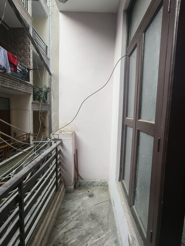 Balcony in 1 BHK Builder Floor at Dwarka Mor – for Rent