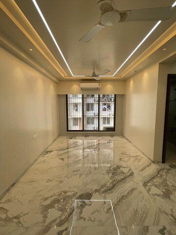 Room in 2 BHK Apartment at Avvad Shubham Avalon CHS, Ghatkopar East – for Rent