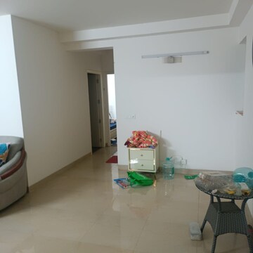 Room in 3 BHK Apartment at M3M Ikonic, Sector 68 – for Rent