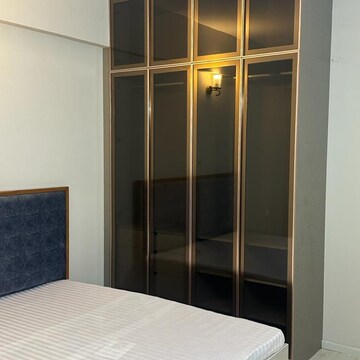 Room in 2 BHK Apartment at M3M Skywalk, Sector 74 – for Rent