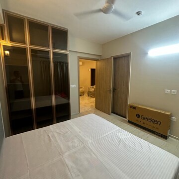 Room in 2 BHK Apartment at M3M Skywalk, Sector 74 – for Rent