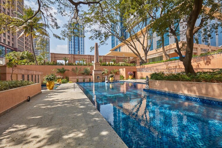 Swimming Pool, prestige-kingfisher-towers 4 Bedroom 8321 Sq.Ft. Apartment In Ashok Nagar Bangalore 6044106