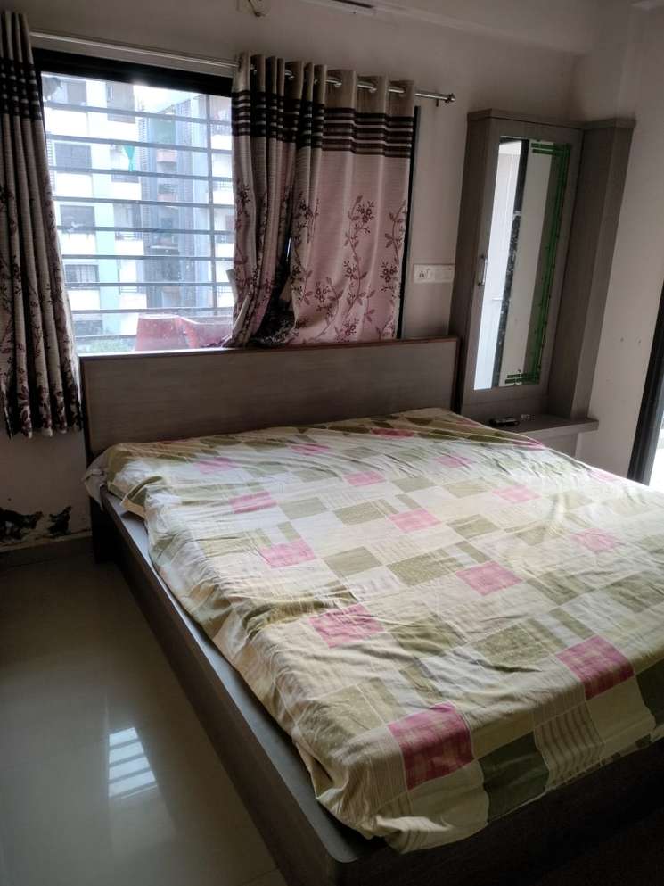 Chinanand Bungalow Society,
full Furnished