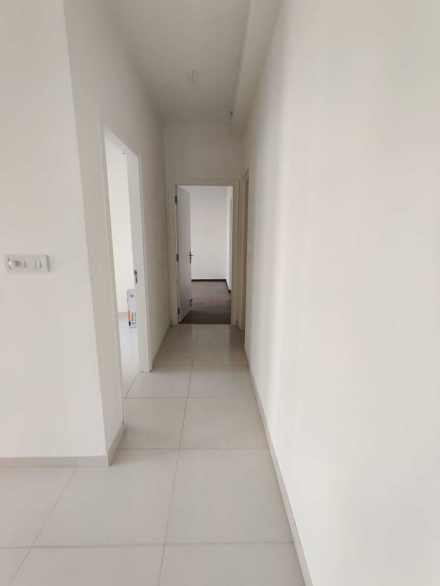 Rental 2 Bedroom 1140 Sq.Ft. Apartment in Godrej Aqua, International