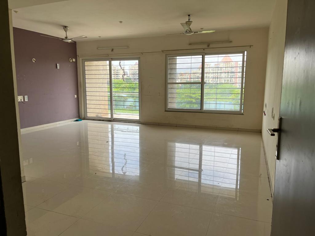 2 BHK + Servant Room 750 Sq.Ft. Apartment in Godrej Greens