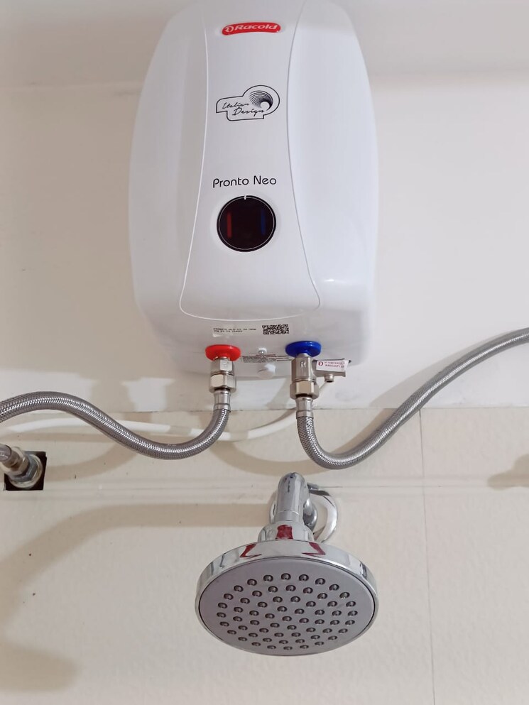 Bathroom, chaphalkar-elina-living 4 Bedroom 2500 Sq.Ft. Apartment In Mohammadwadi Pune 6050306