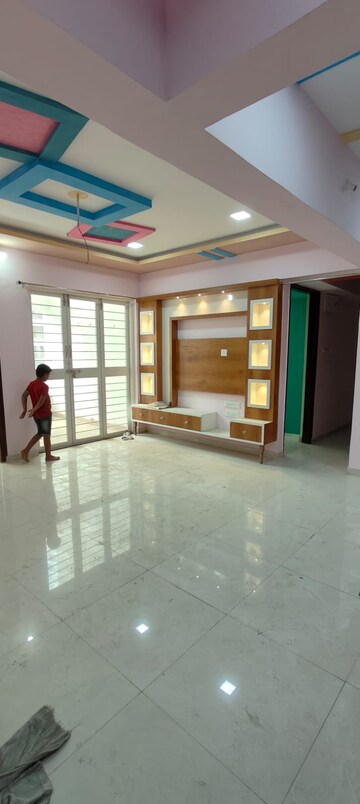 Room in 2 BHK Apartment at Archana Kohinoor Glory Phase II, Mohammadwadi – for Rent
