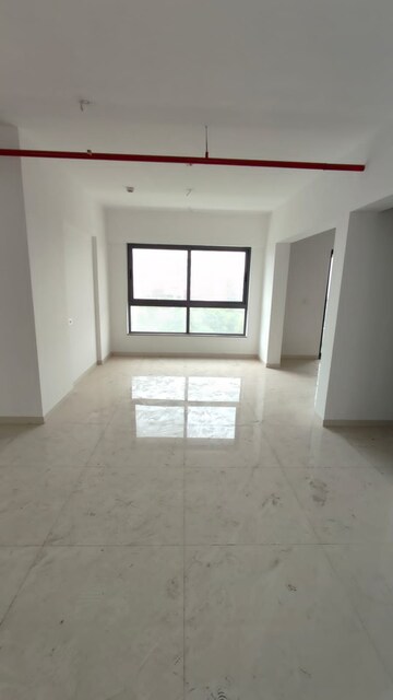 Room in 3 BHK Apartment at Sobha Garnet, Kondhwa – for Rent
