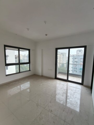 Room in 3 BHK Apartment at Sobha Garnet, Kondhwa – for Rent