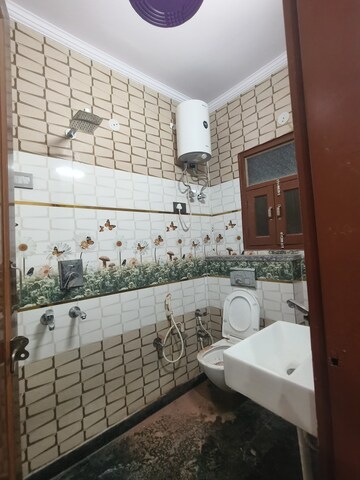 Kitchen in 2 BHK Builder Floor at Dwarka Mor – for Rent