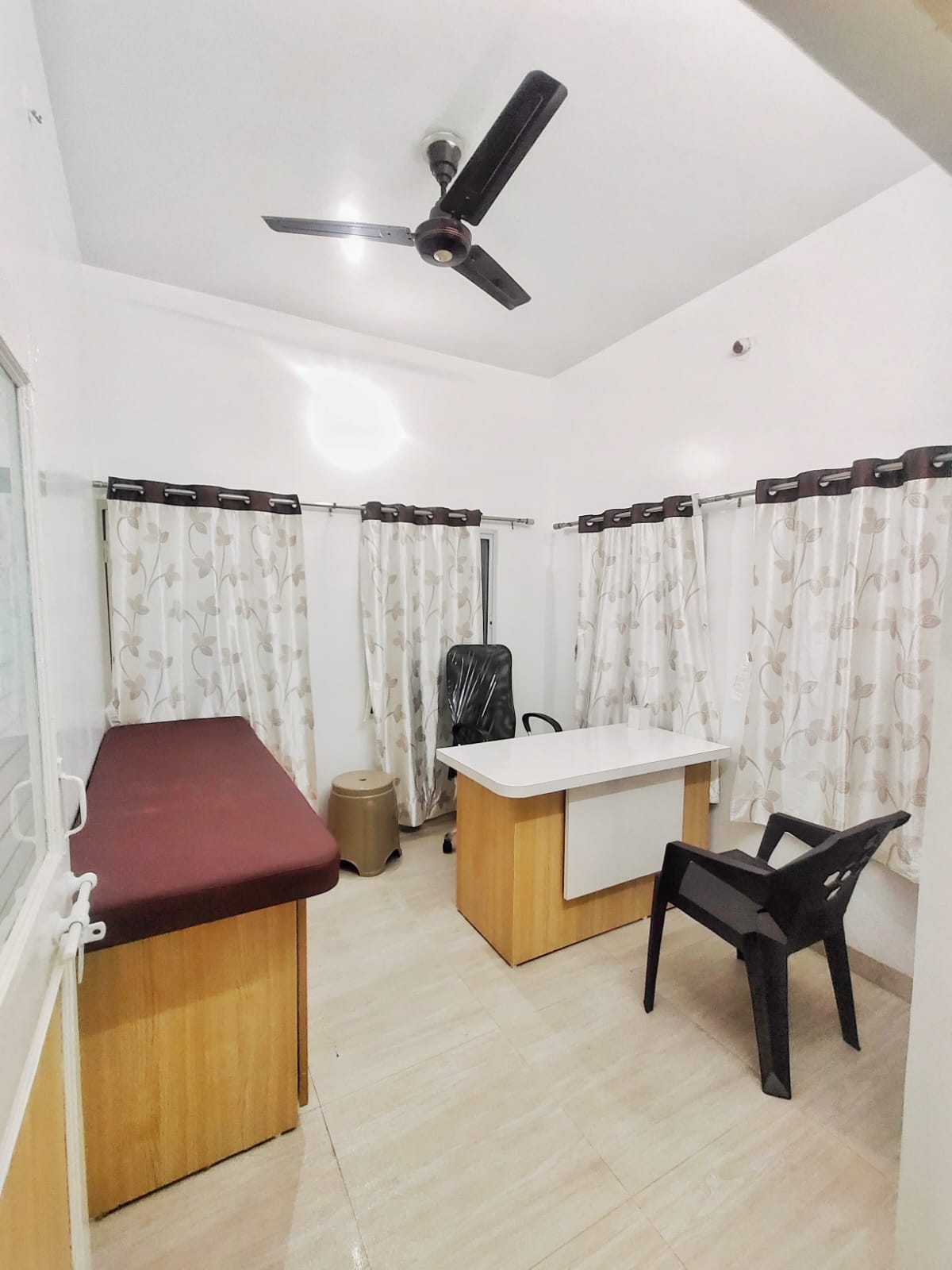 Rental Commercial Office Space 1600 Sq.Ft. in Jaripatka Nagpur 6054821