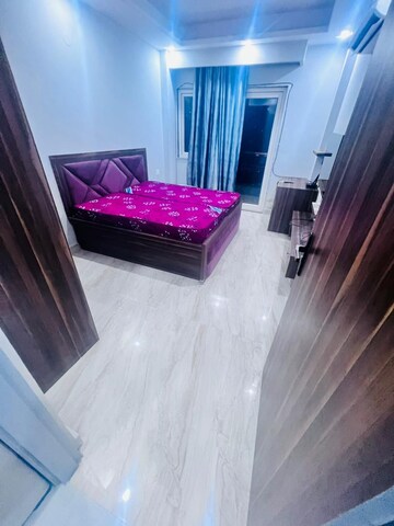 Master Bedroom in 1 BHK Builder Floor at Ansal Sushant Lok I, Sector 43 – for Rent