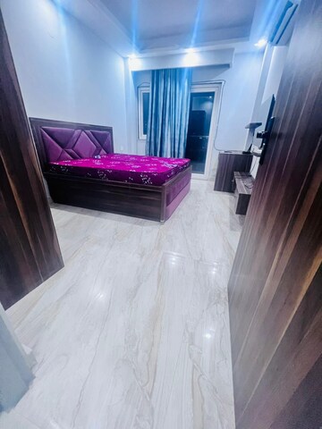 Bedroom in 1 BHK Builder Floor at Ansal Sushant Lok I, Sector 43 – for Rent