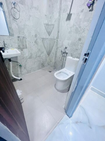Bathroom in 1 BHK Builder Floor at Ansal Sushant Lok I, Sector 43 – for Rent