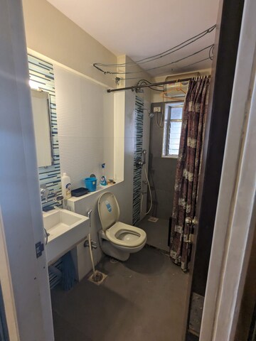 Master Bedroom in 2 BHK Apartment at Gundecha Symphony, Andheri West – for Rent