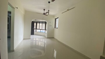 2 BHK Apartment For Rent in Juhu Versova Link Road