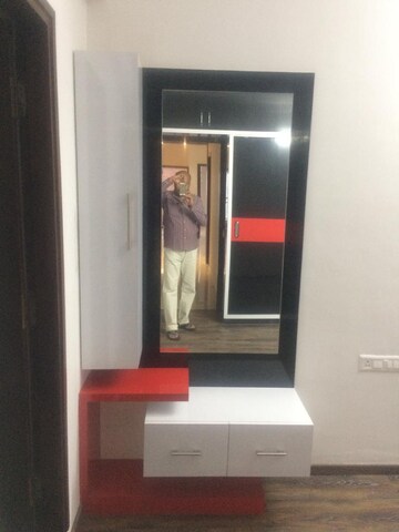 Furnished Amenities in 3 BHK Apartment at Elegant Luxor, Benson Town – for Sale