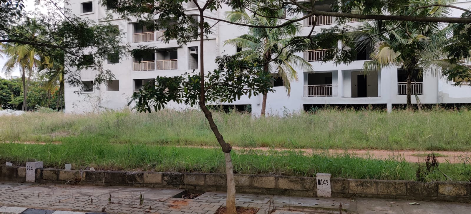 Resale 1941 Sq.Ft. Plot in Ozone Urbana Meadows, Devanahalli Bangalore