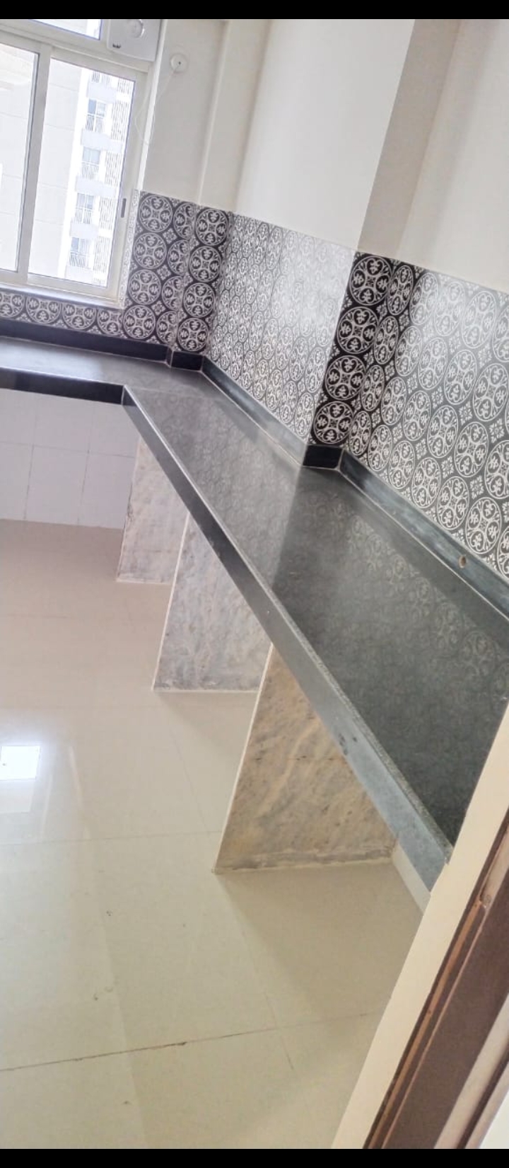 Rental 1.5 Bedroom 508 Sq.Ft. Apartment in Lodha Amara, Kolshet Road