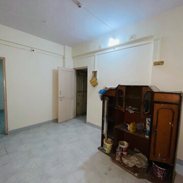 Room in 1.5 BHK Apartment at Dombivli West – for Sale