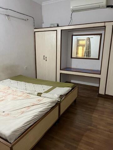 Bedroom in 2 BHK Apartment at Devendra Nagar – for Rent