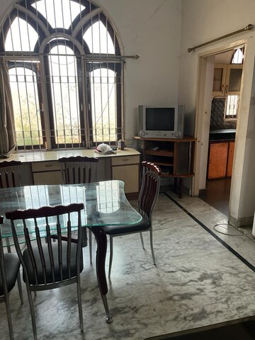 Living Room in 2 BHK Apartment at Devendra Nagar – for Rent