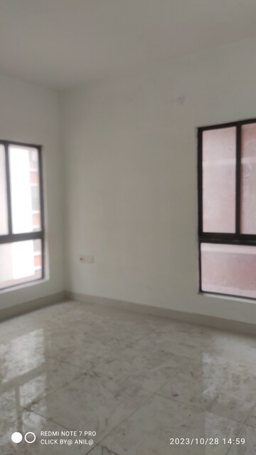 Room in 3 BHK Apartment at DTC Southern Heights, Joka – for Sale
