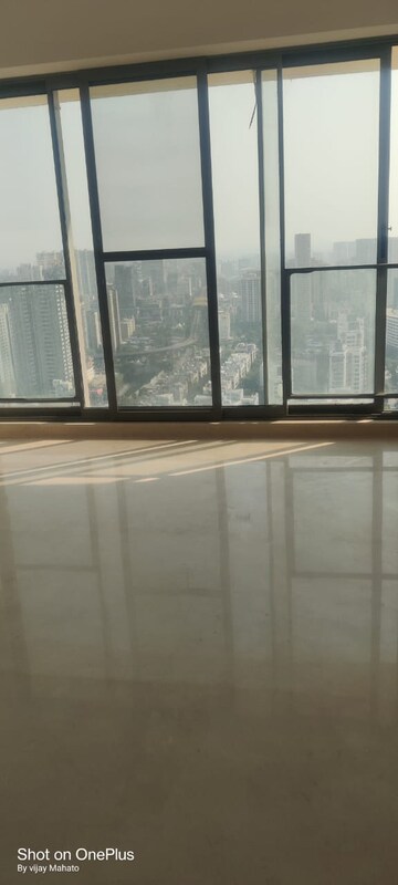 Living Room in 3 BHK Apartment at The Park Residency Andheri, Andheri West – for Rent