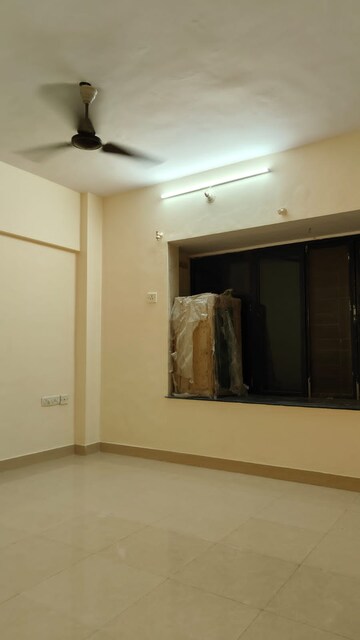 Room in 2 BHK Apartment at Serenity Complex, Andheri West – for Sale