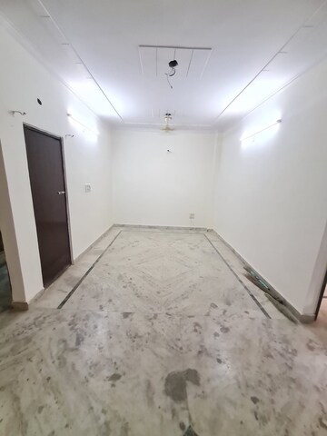 Bedroom in 3 BHK Builder Floor at Dwarka Mor – for Rent