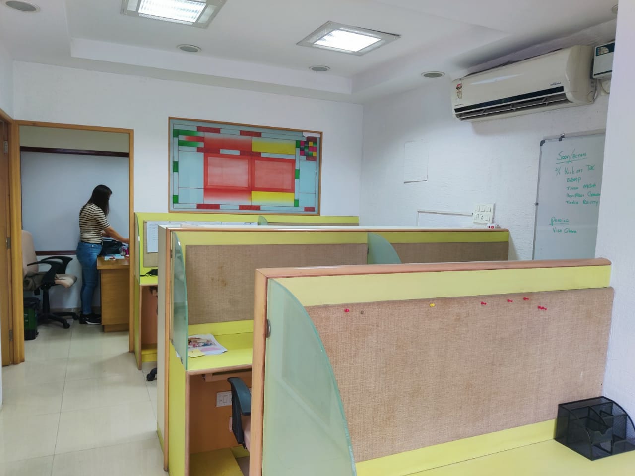 Rental Commercial Office Space 700 Sq.Ft. in Mittal Towers, Sivanchetti Gardens Bangalore 6068798