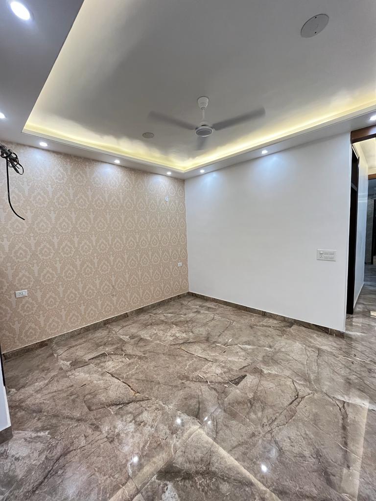 Rental 2 Bedroom 100 Sq.Ft. Builder Floor in RWA Kalkaji Block B
