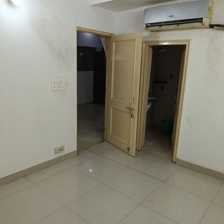 3 Bedroom 1200 Sq.Ft. Builder Floor in Sector 49 Noida