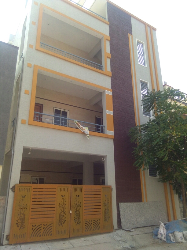 Resale 6+ Bedroom 3500 Sq.Ft. Independent House in Ramamurthy Nagar