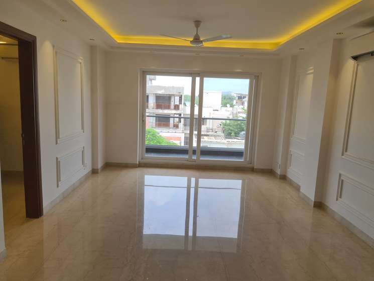 4 Bedroom 1800 Sq.Ft. Builder Floor in Dlf Phase I Gurgaon
