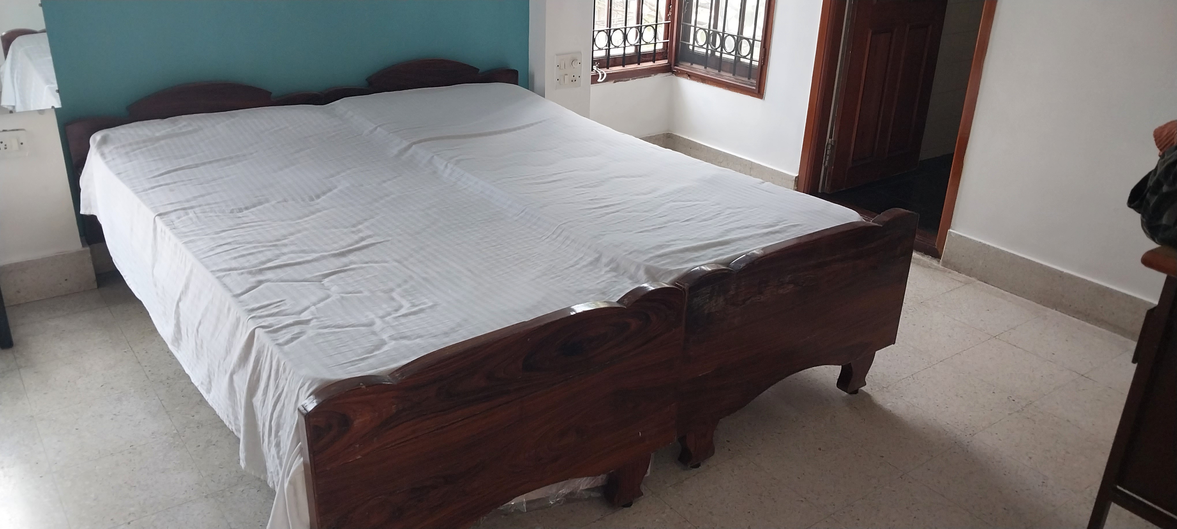 Rental 4 Bedroom 2000 Sq.Ft. Independent House in Bull Temple Road