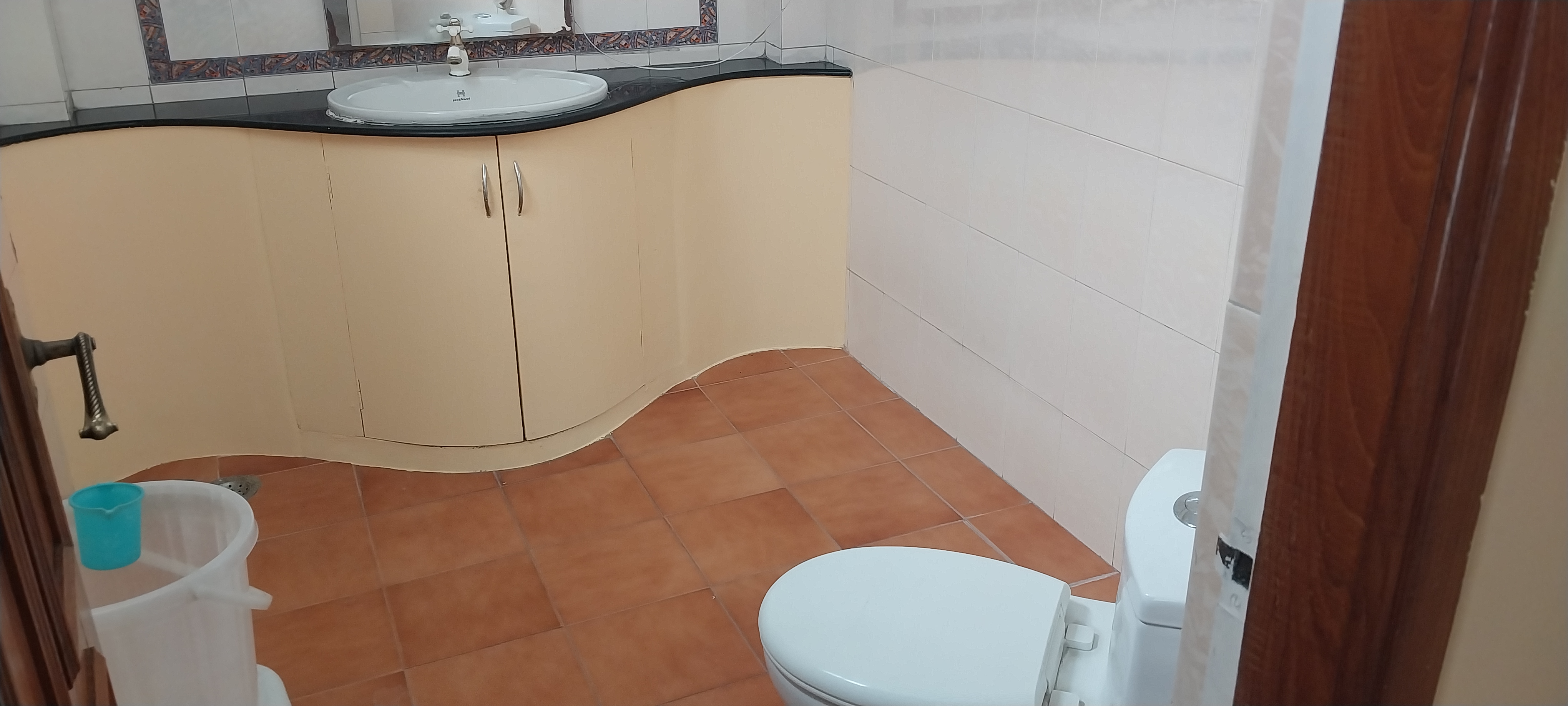 Rental 4 Bedroom 2000 Sq.Ft. Independent House in Bull Temple Road