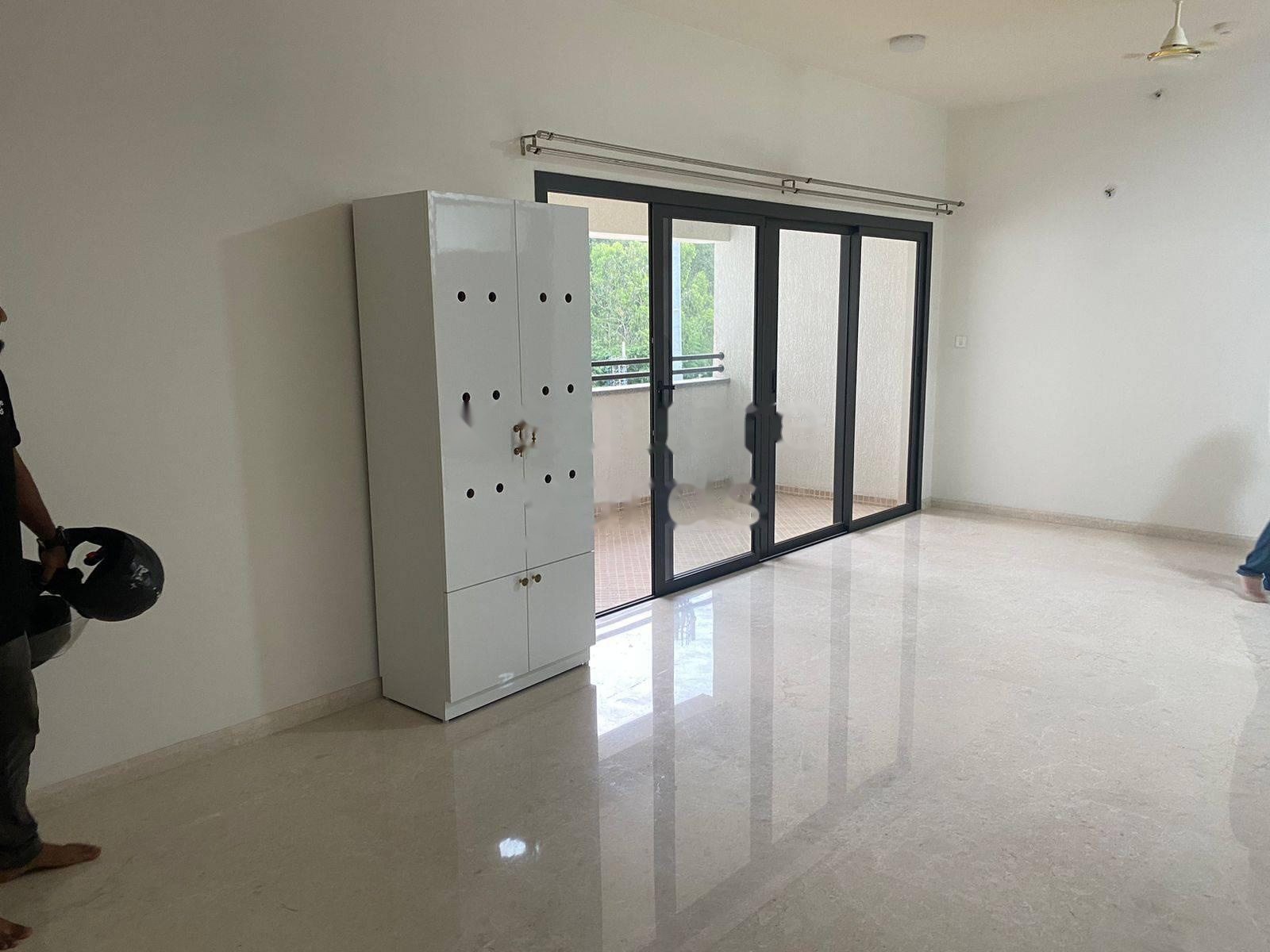 Resale 3 Bedroom 1530 Sq.Ft. Apartment in Sobha Forest View